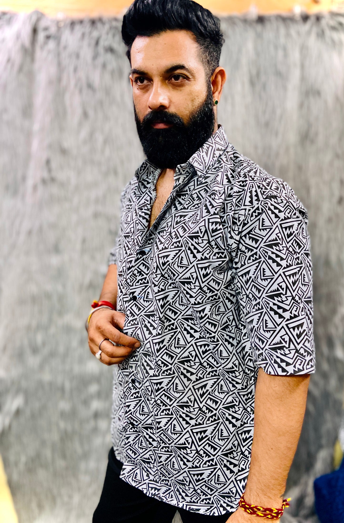 The Essential Half-Sleeve Printed Shirt (Grey)