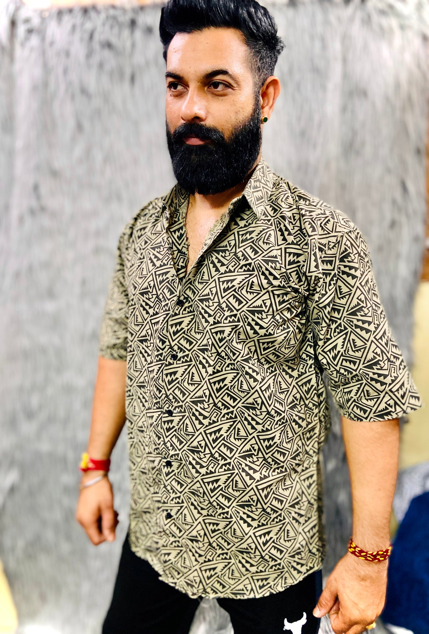 The Essential Half-Sleeve Printed Shirt (Gold Biege)