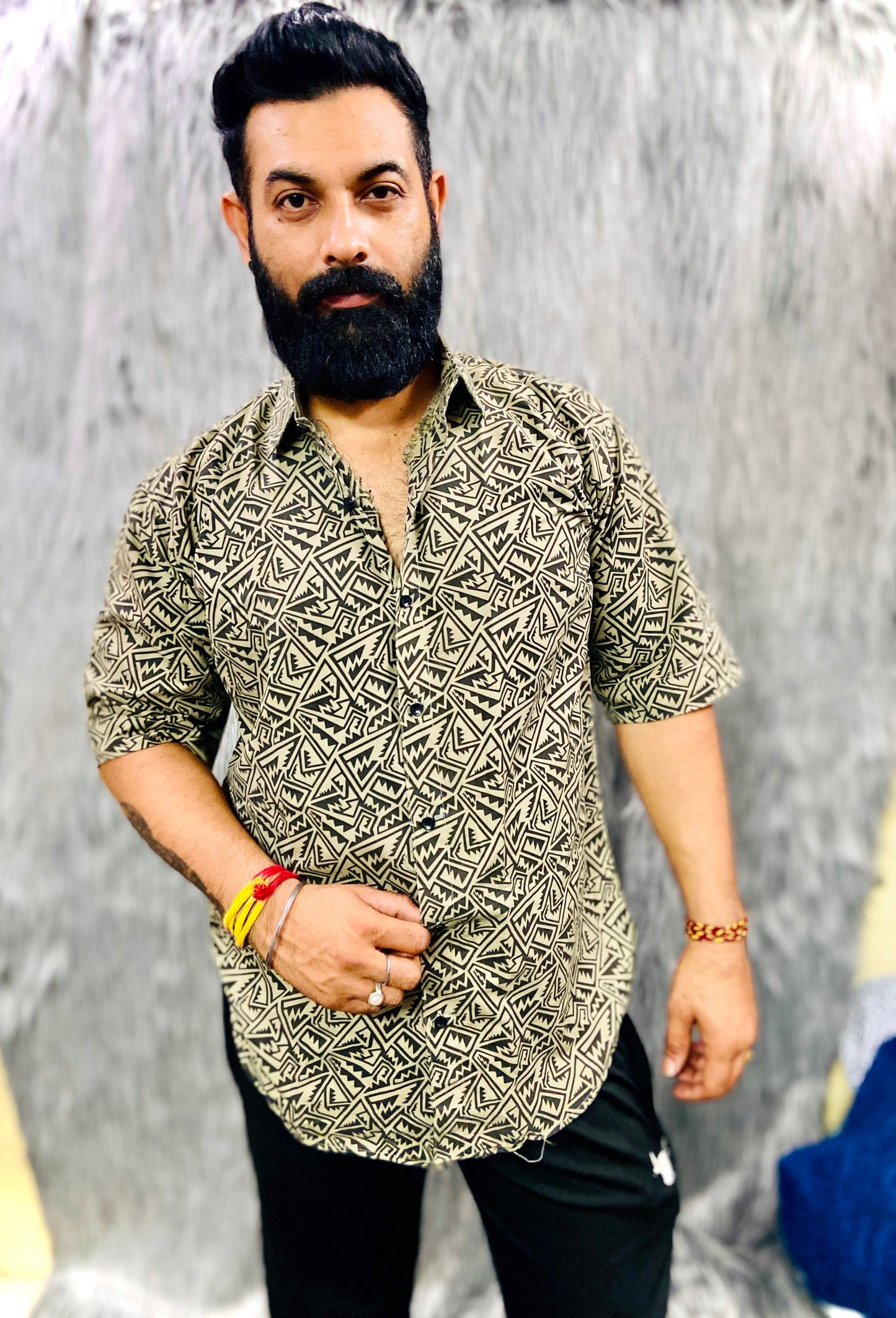 The Essential Half-Sleeve Printed Shirt (Gold Biege)