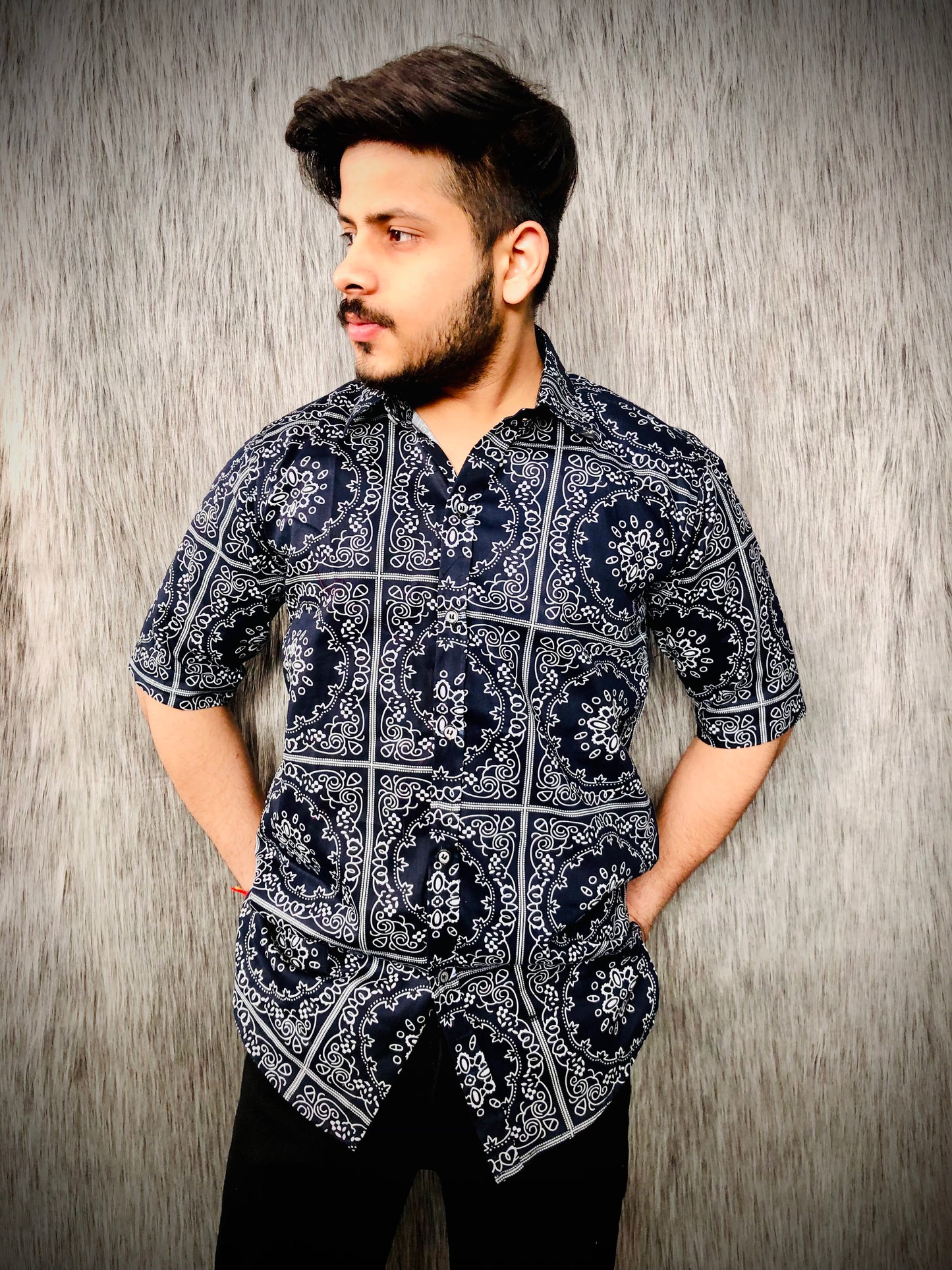 Dropshoulder Half-Shirt Sanganeri (Black Print C)